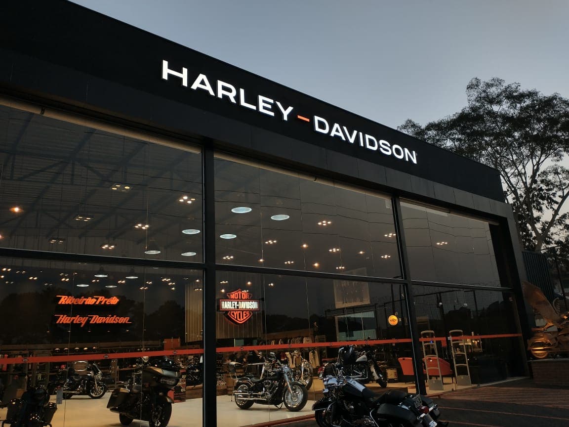 Red Wheel Harley Davidson
